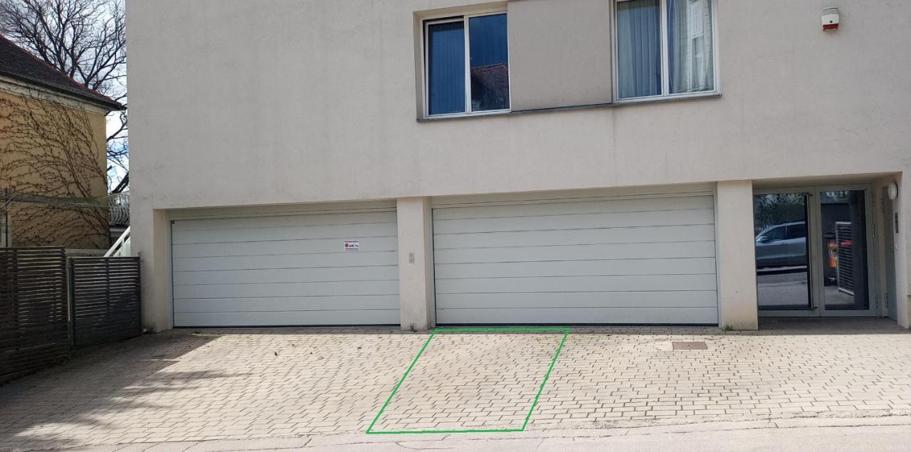 Cosy Flat In The Quiet Area With Own Garden, Free Parking And Direct Public Transport Link To The Centre Viena Exterior foto